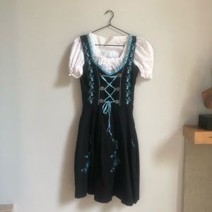 Oktoberfest German Dirndl Dress